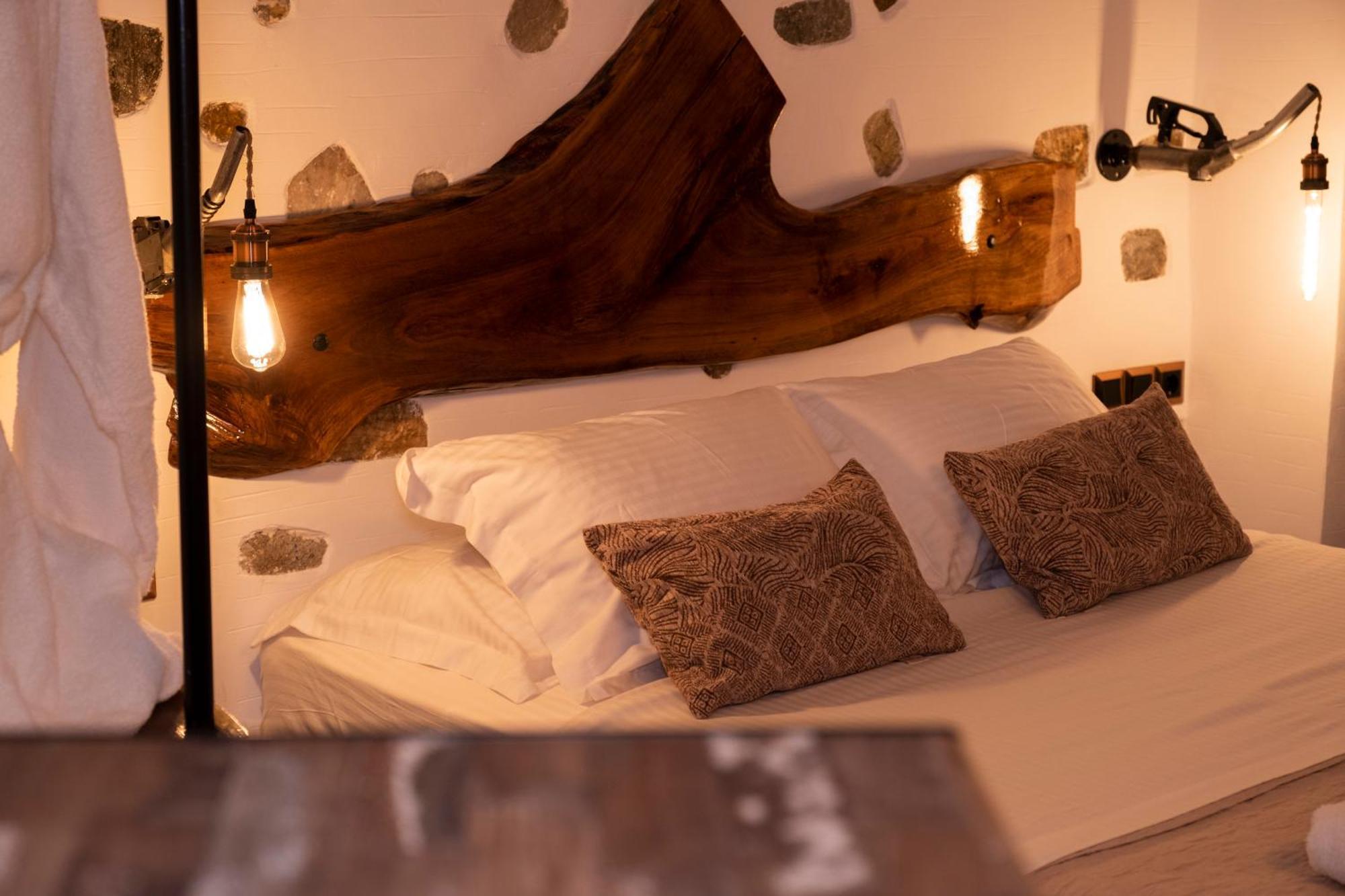 Onar Luxuries
